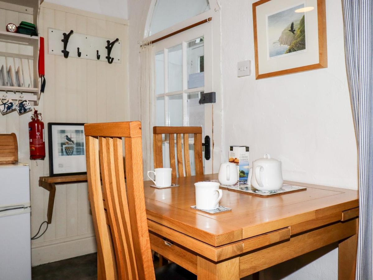 Destiny Cottage 博斯卡斯尔 外观 照片